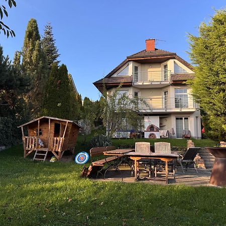 Diamondvilla, 4 Bedroom Apartment, Garden & Spa Прага Екстериор снимка