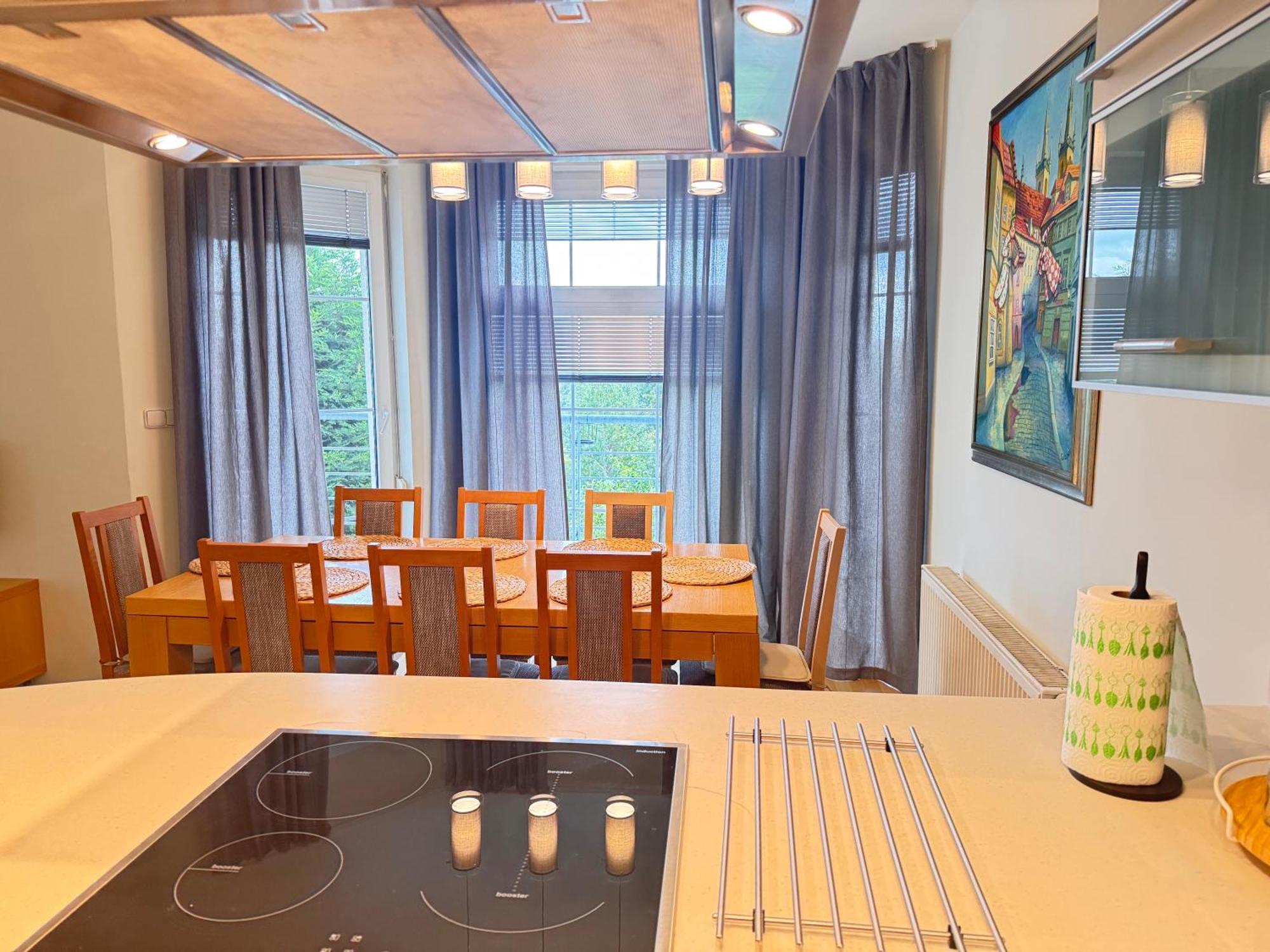 Diamondvilla, 4 Bedroom Apartment, Garden & Spa Прага Екстериор снимка
