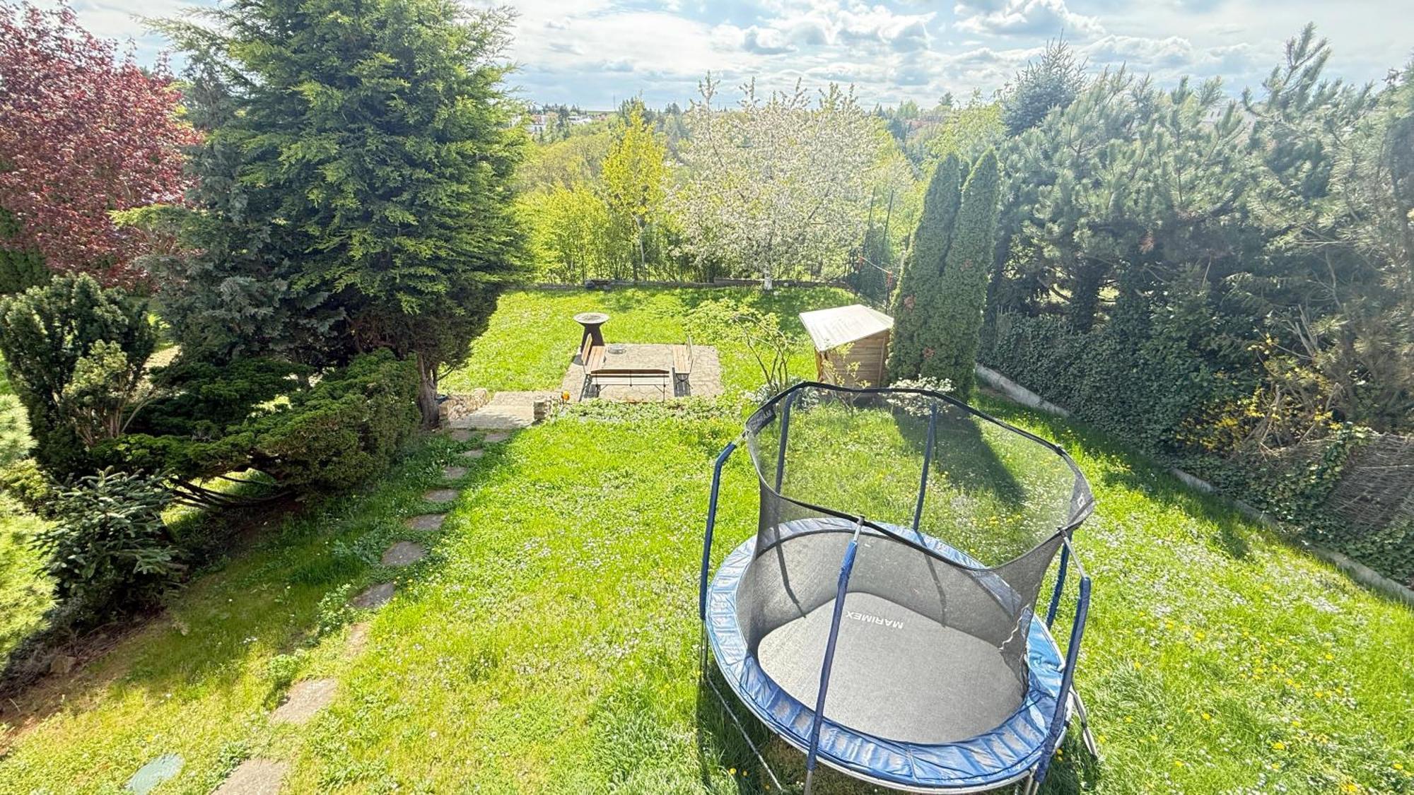 Diamondvilla, 4 Bedroom Apartment, Garden & Spa Прага Екстериор снимка